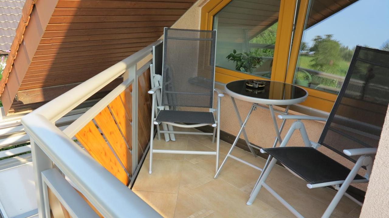 Ferienwohnung Herrnberg Baden-Baden Camera foto